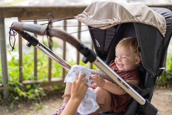 Zamboo Universal Sonnensegel - verstellbarer Kinderwagen Sonnenschutz mit UV Schutz 50 - flexibles Sonnenverdeck für Babywanne - Beige – Bild 3